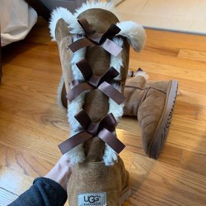 Bailey bow ugg boots